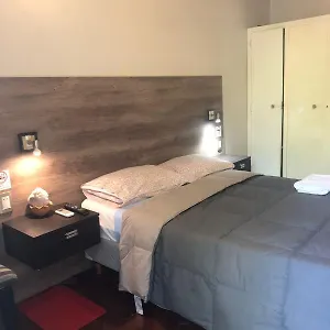 https://casafelix.hotelsmendoza.com