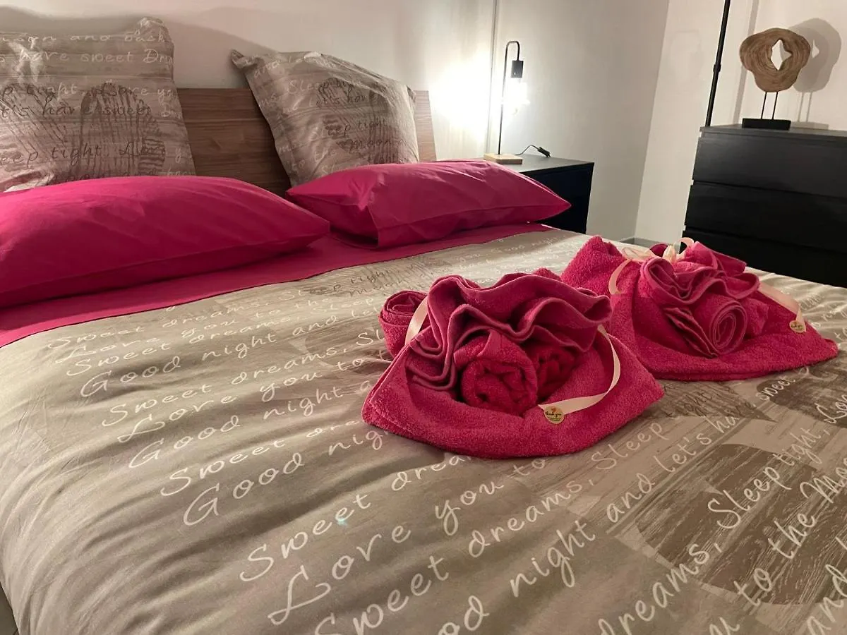 Apartament Casa Miracoli 40 Neapol 0*,